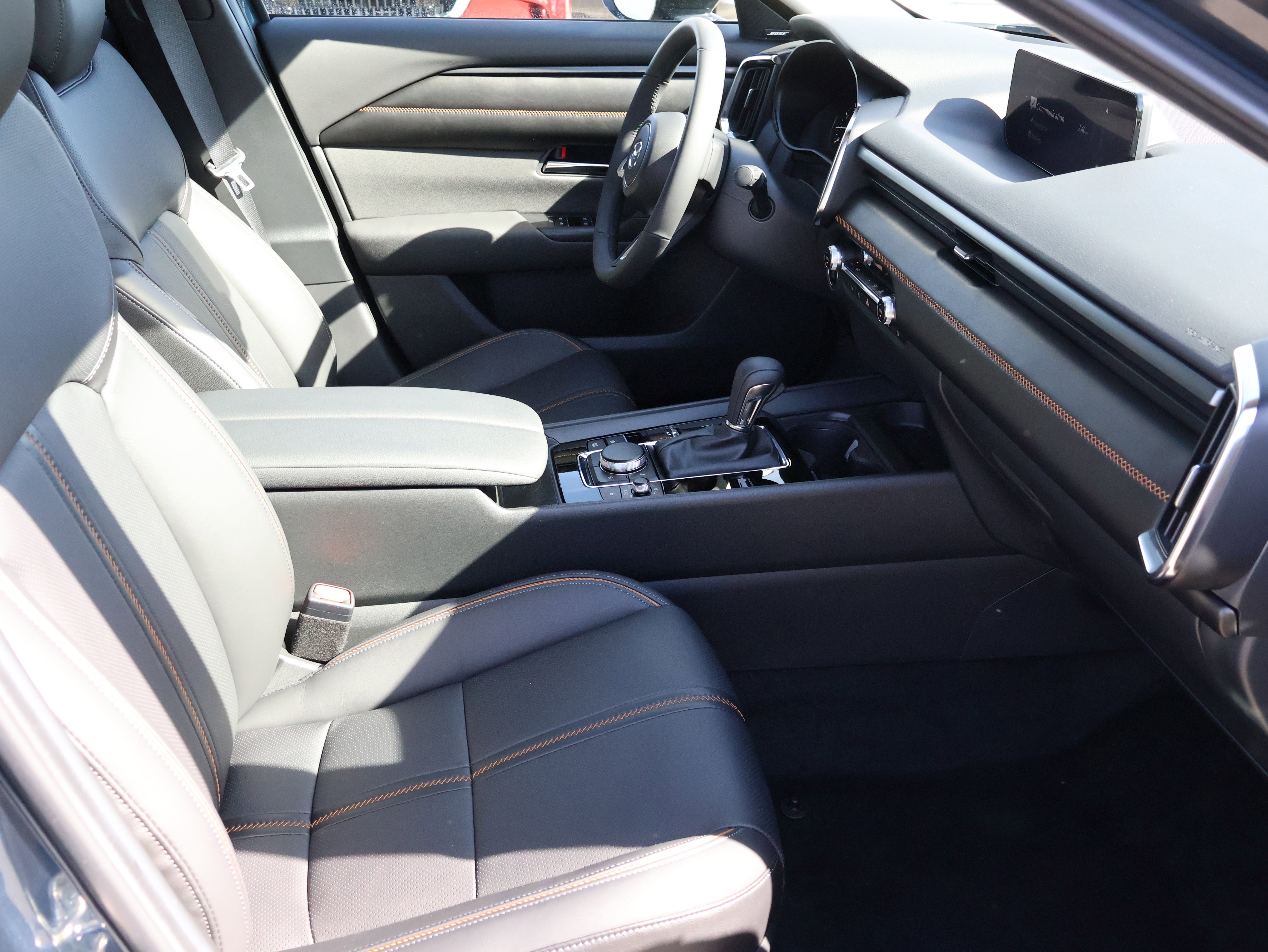 Certified 2025 MAZDA CX-50 AWD 2.5 S w/ Premium Plus Pkg image 12