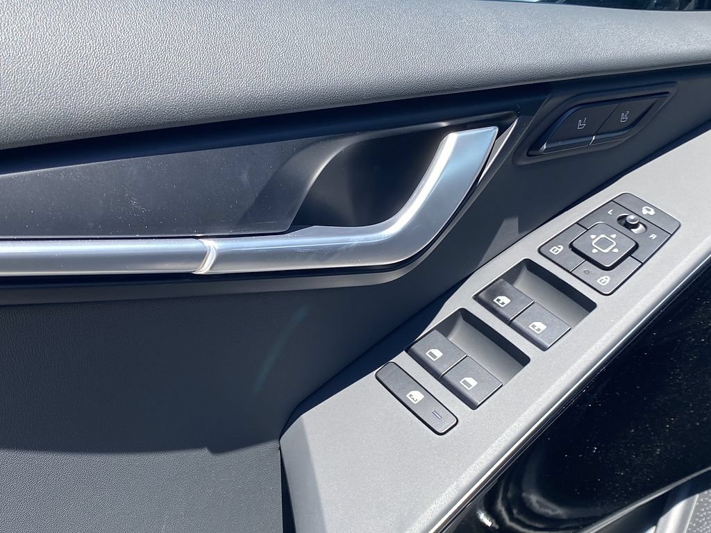 New 2026 Kia Niro Wave FWD image 11