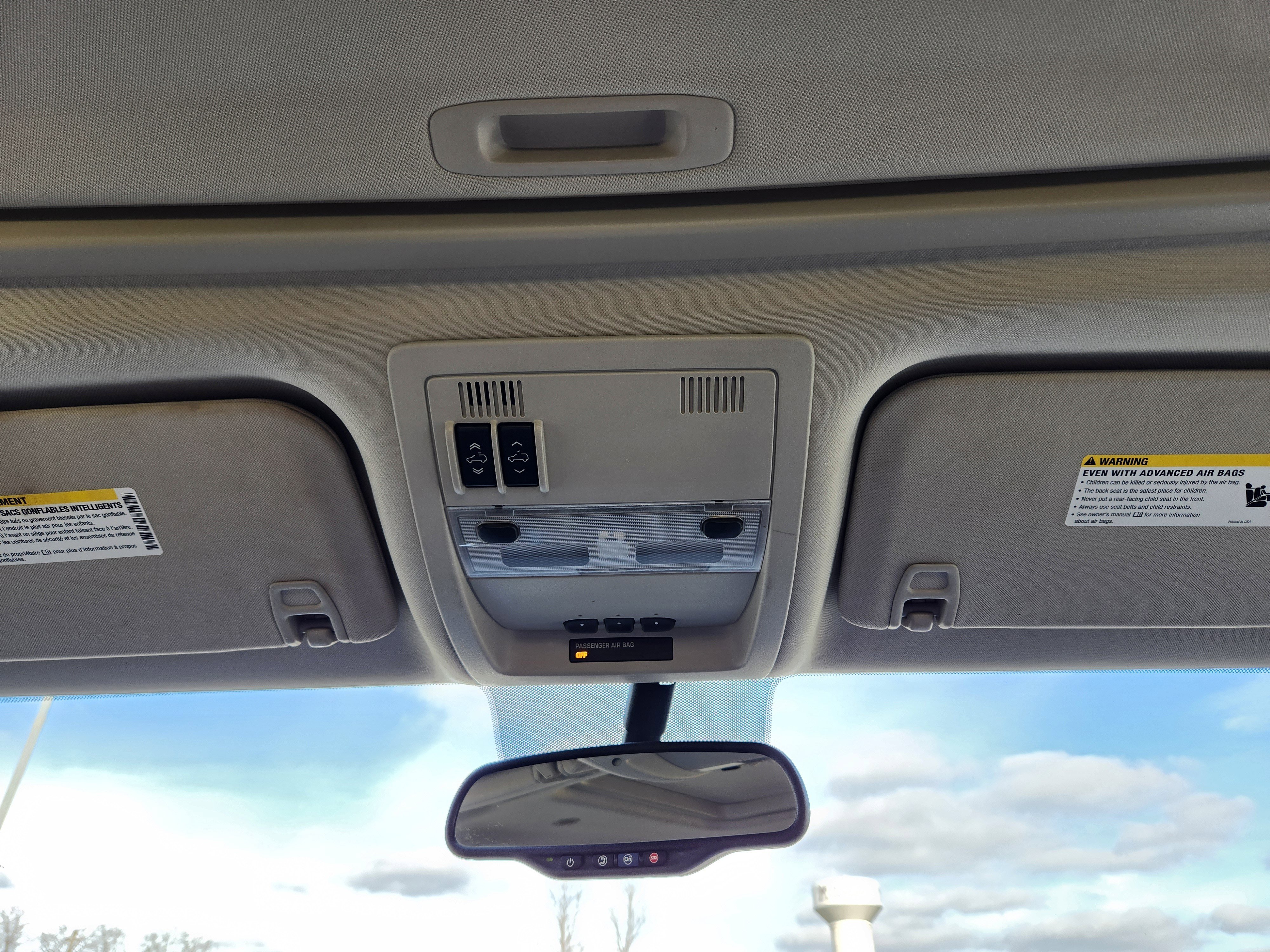 Used 2013 Chevrolet Avalanche LTZ image 20