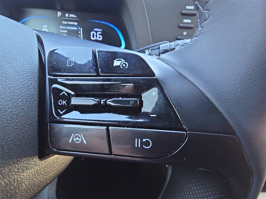 Certified 2026 Hyundai Elantra Sport image 17