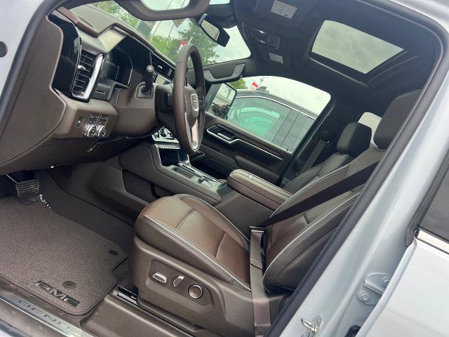 New 2026 GMC Sierra 3500 Denali AWD/4WD image 10