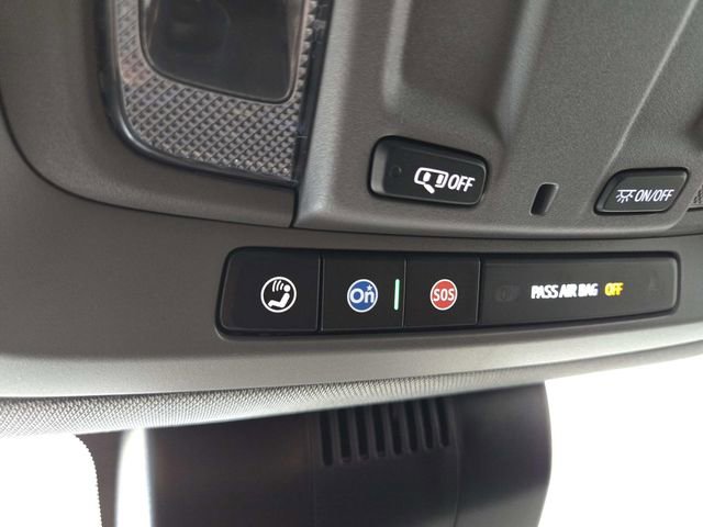 Certified 2024 Chevrolet Silverado 1500 W/T w/ WT Value Package image 25