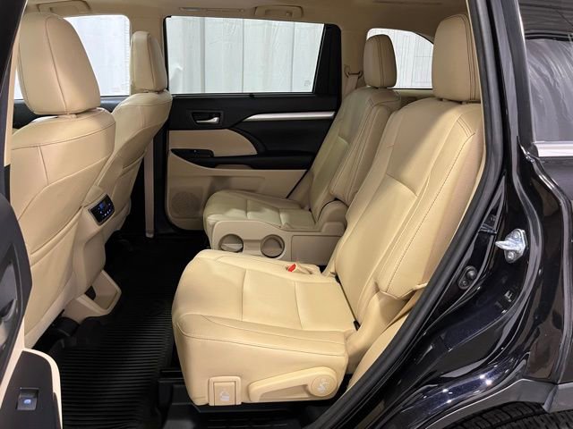 Certified 2017 Toyota Highlander XLE image 10