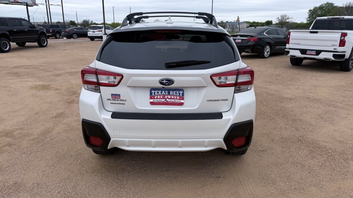 Used 2018 Subaru Crosstrek 2.0i Premium w/ Eyesight System image 6