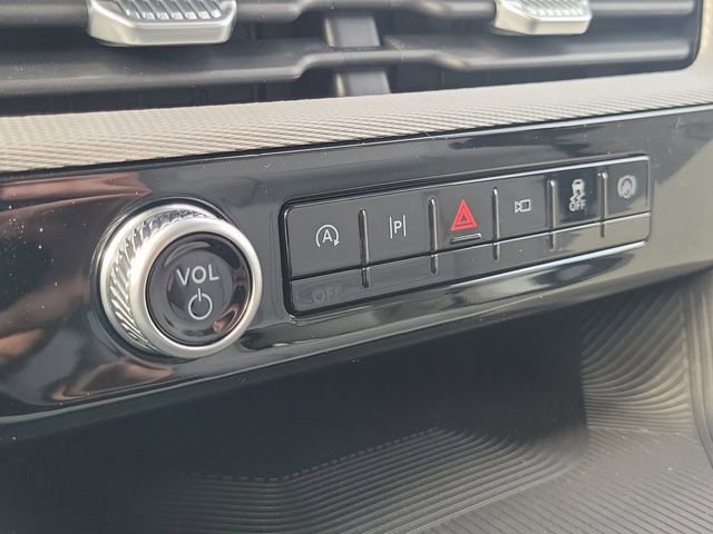 New 2026 Ford Explorer Active AWD/4WD image 18