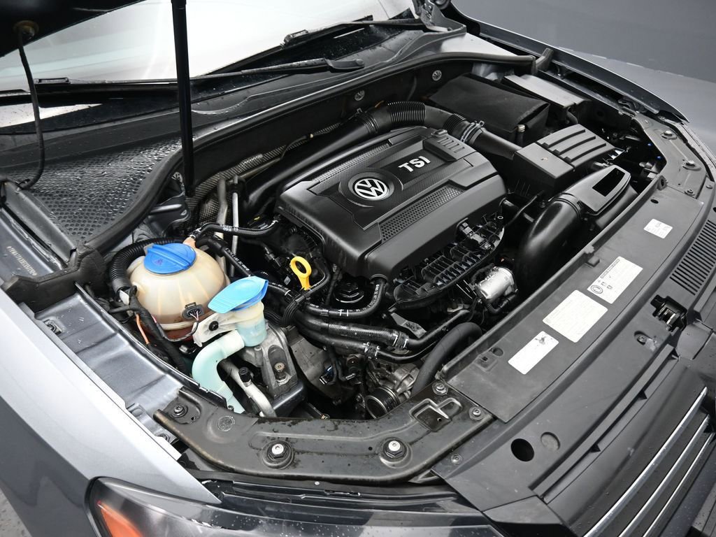 Used 2014 Volkswagen Passat 1.8T Wolfsburg Edition image 45