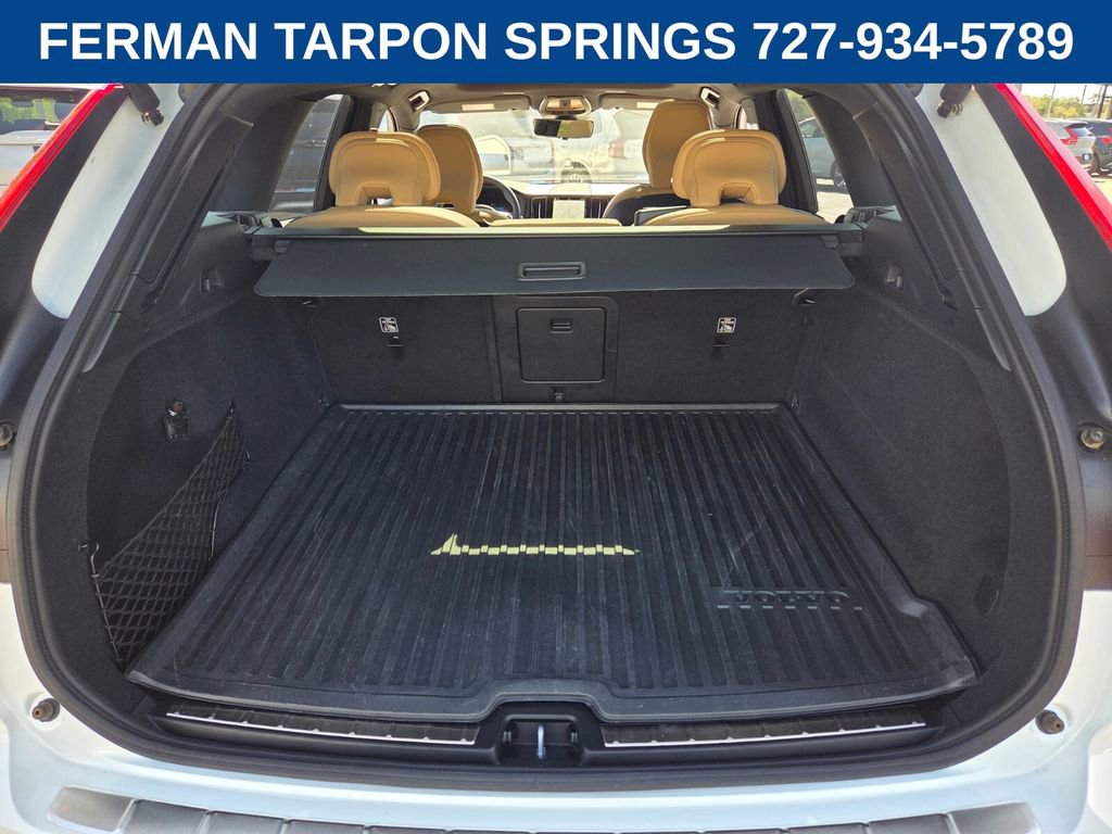 Used 2025 Volvo XC60 B5 Ultra w/ Protection Package Premier image 17
