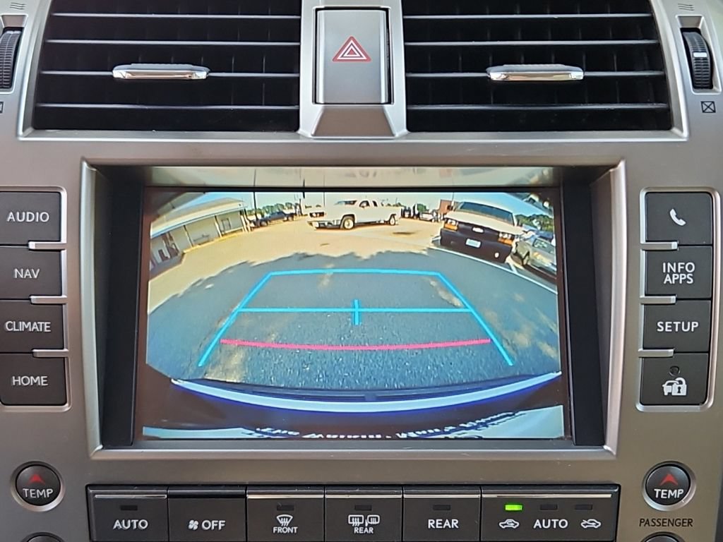 Used 2015 Lexus GX 460 w/ Premium Package AWD/4WD image 18