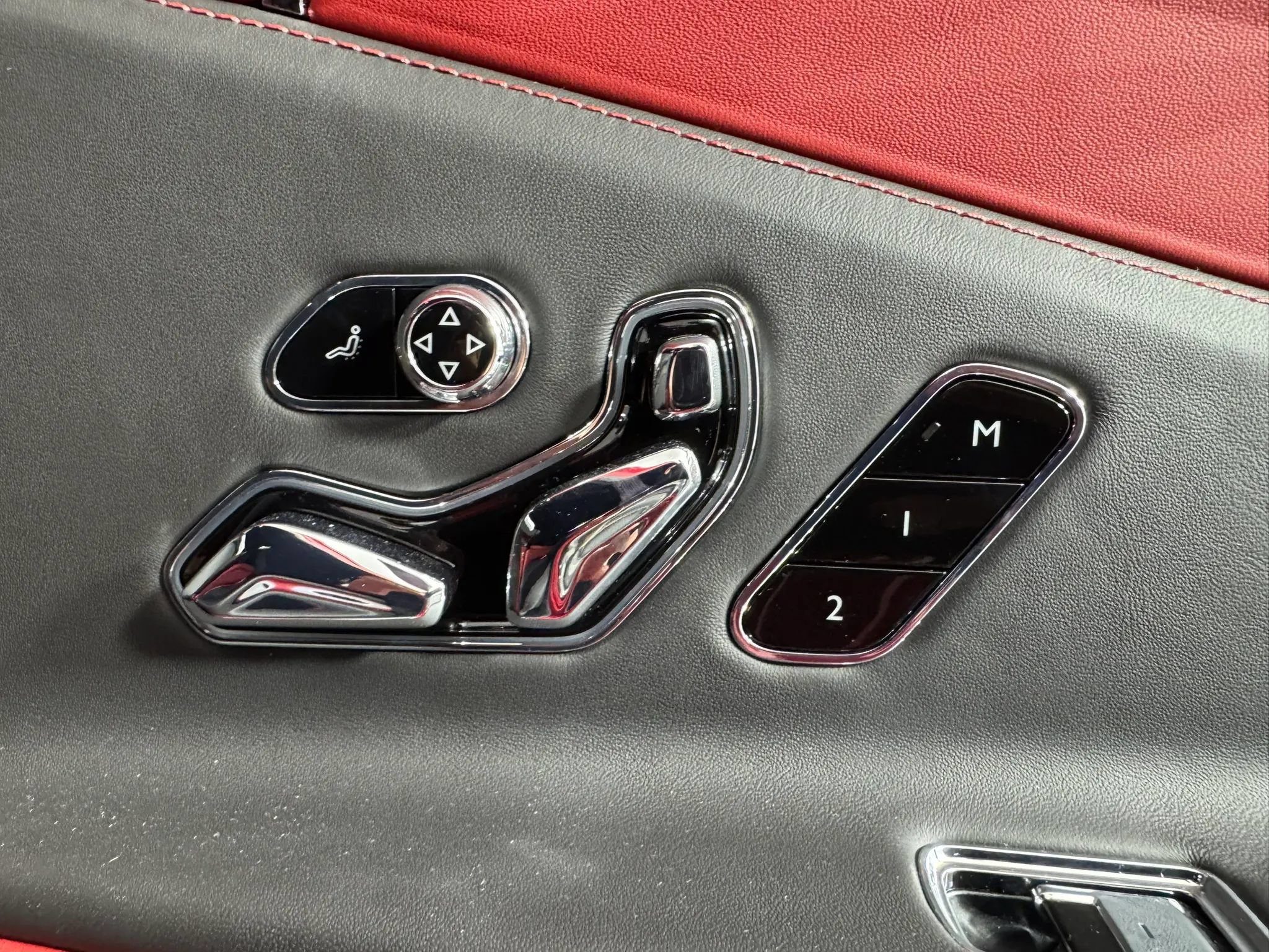 Used 2022 Bentley Flying Spur V8 AWD/4WD image 41