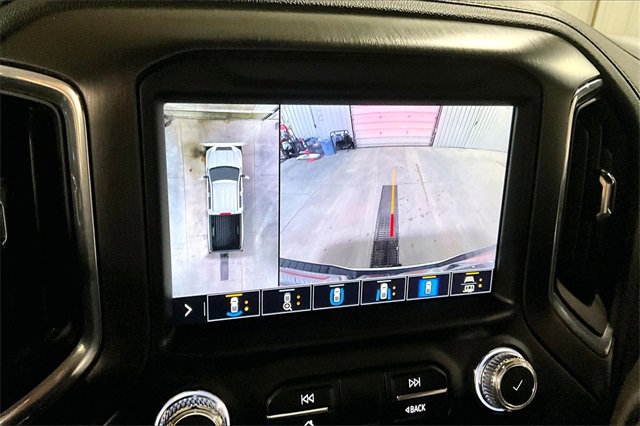 Used 2023 GMC Sierra 2500 AT4 w/ AT4 Preferred Package image 25