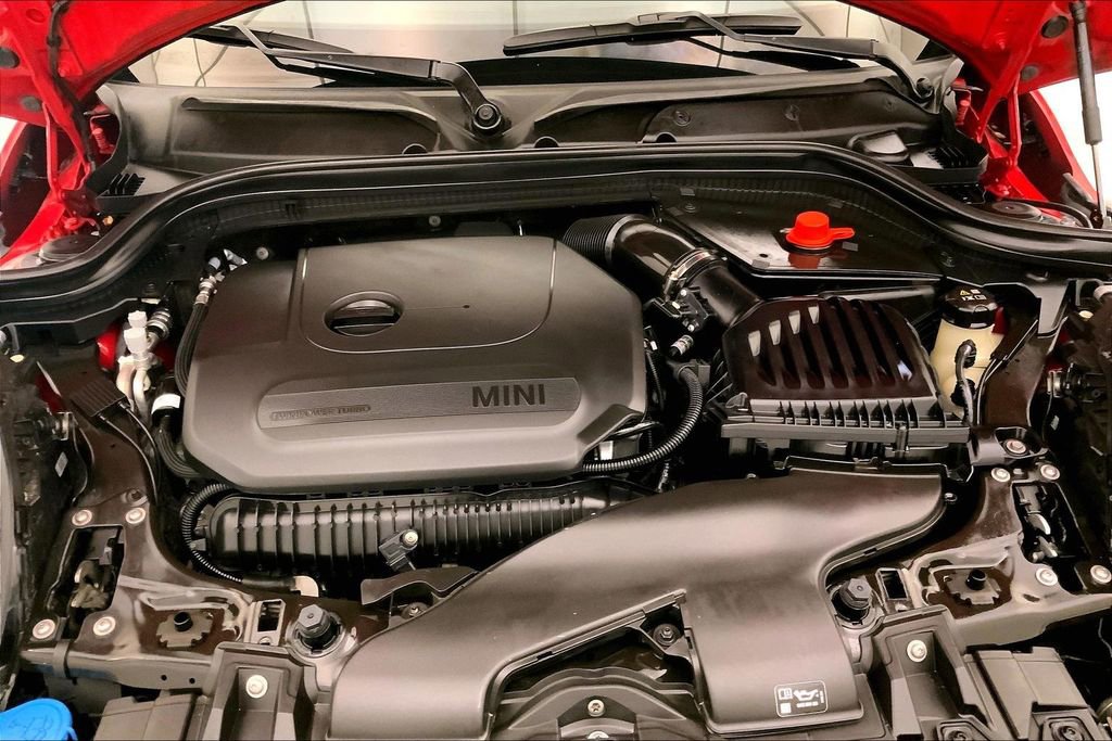 Used 2023 MINI Cooper S w/ Signature Upholstery Package image 9