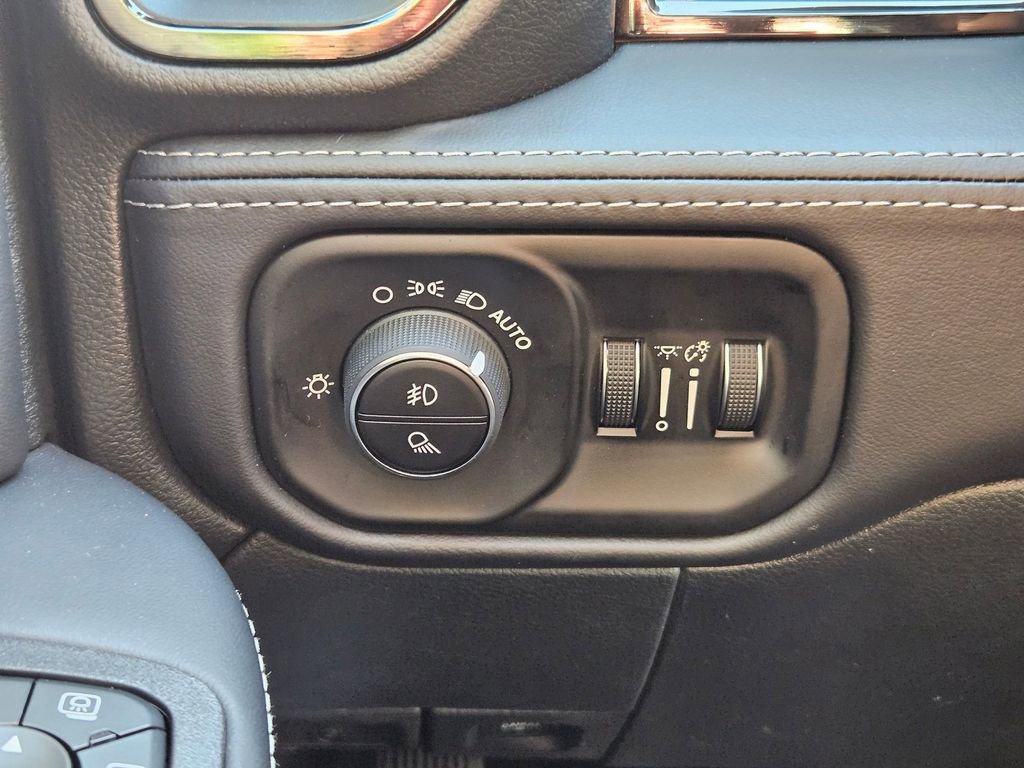 New 2026 RAM 2500 Limited image 20