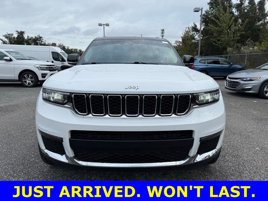 Used 2022 Jeep Grand Cherokee L Limited image 2
