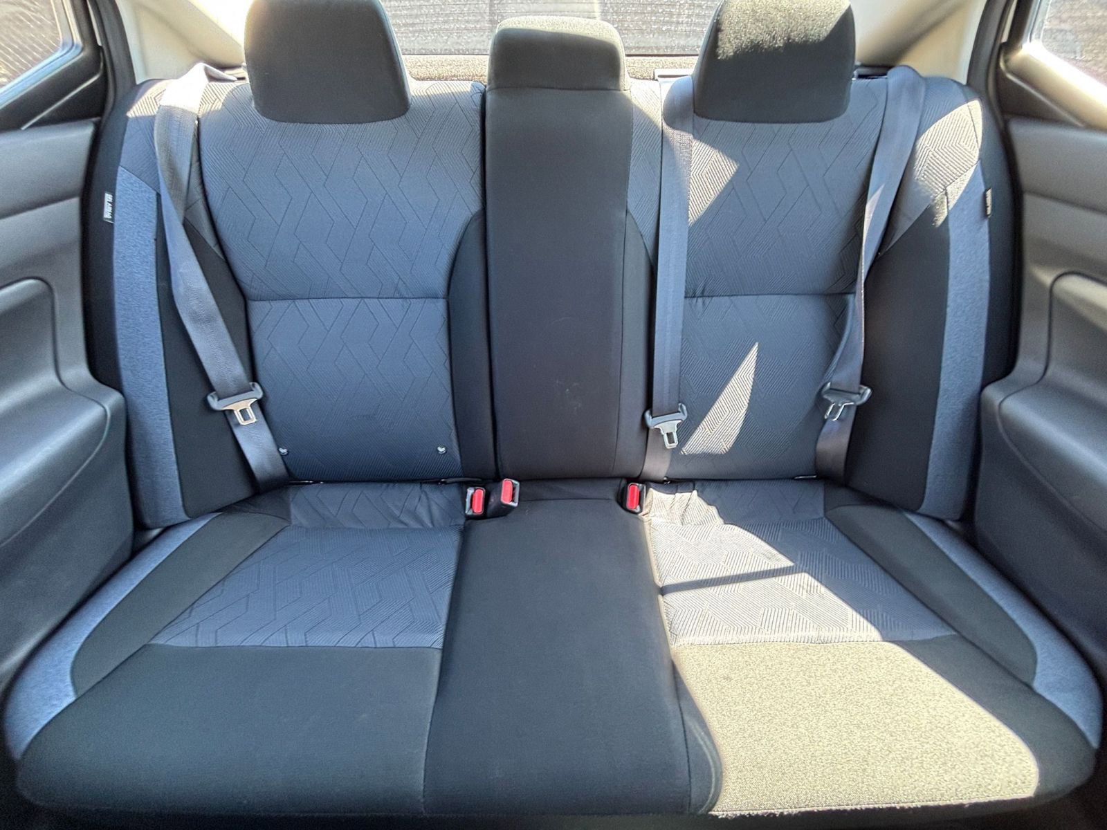 Used 2025 Nissan Versa SV image 36