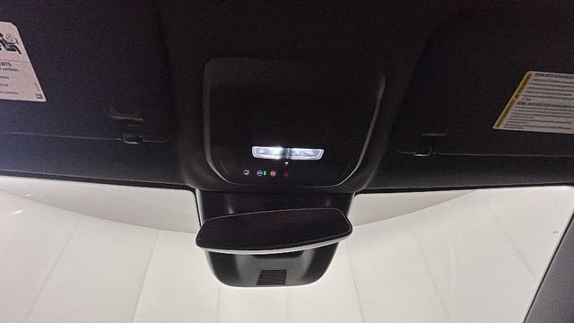 Used 2024 Chevrolet Equinox EV LT FWD image 26