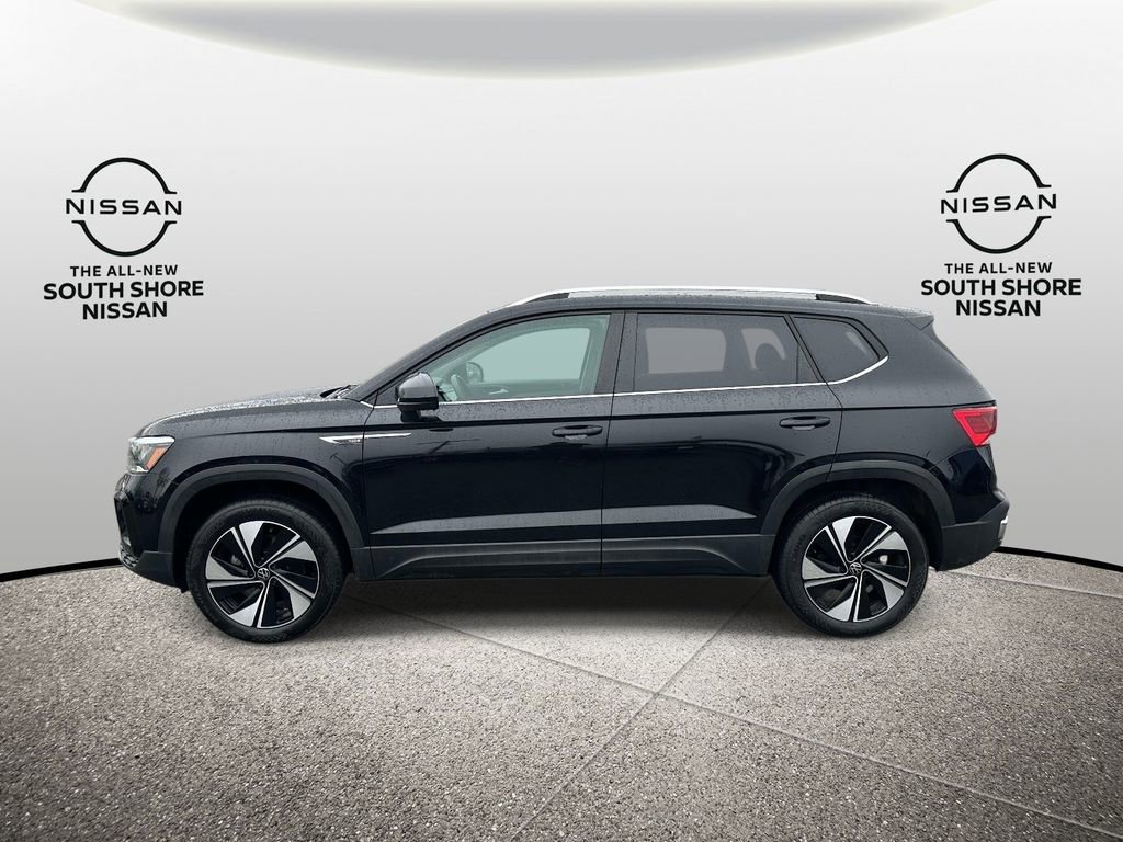 Used 2024 Volkswagen Taos SE AWD/4WD image 7