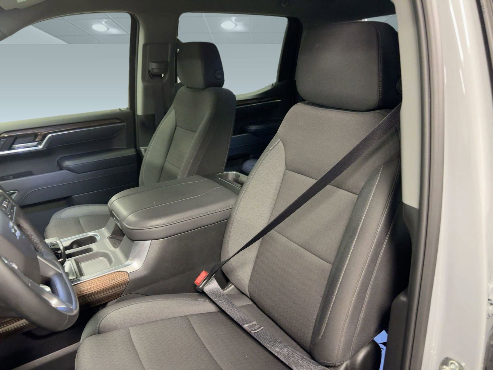 Certified 2025 Chevrolet Silverado 1500 RST w/ Protection Package image 22