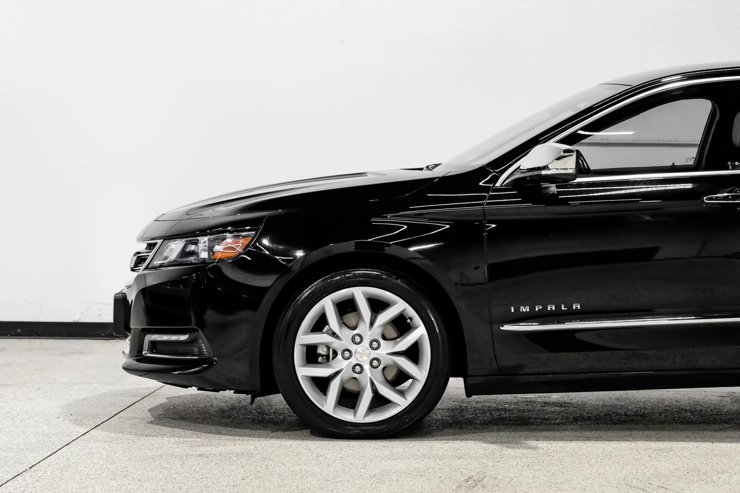 Used 2017 Chevrolet Impala Premier FWD image 10