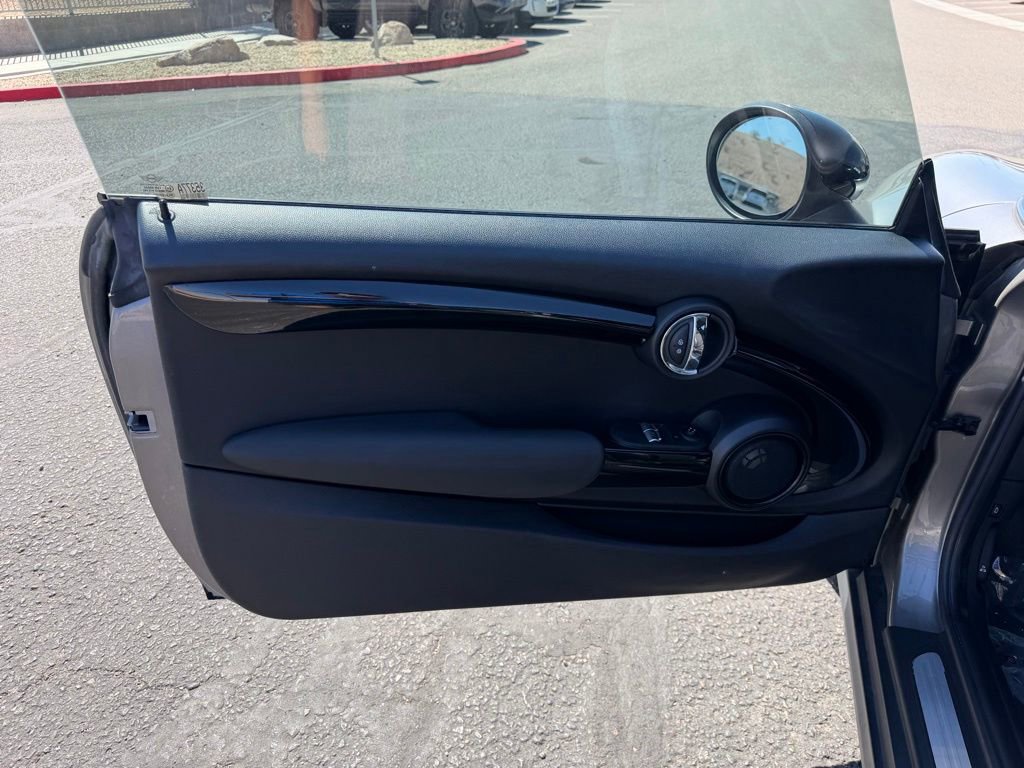 Used 2018 MINI Cooper S FWD image 17