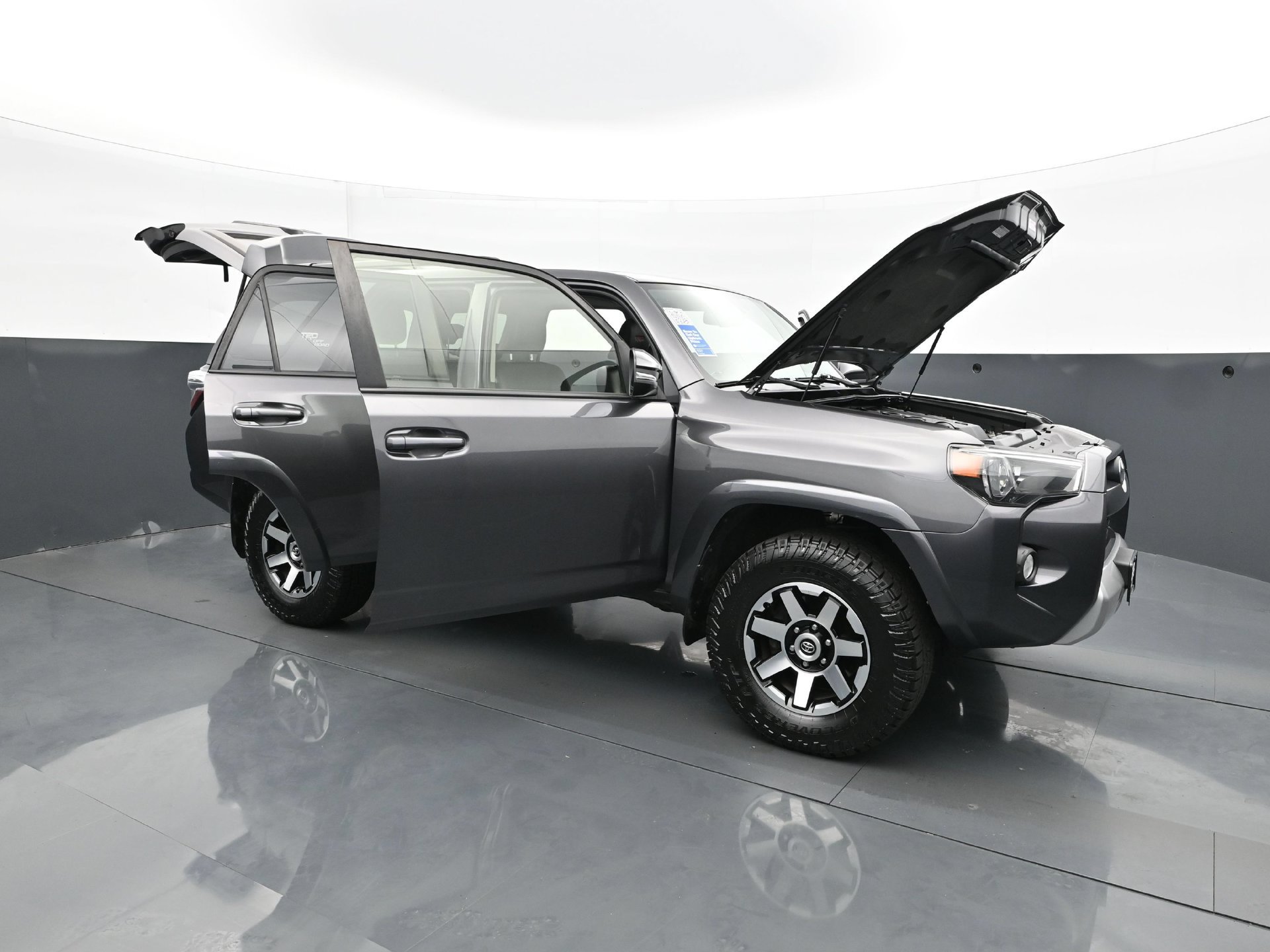 Used 2019 Toyota 4Runner TRD Off-Road Premium AWD/4WD image 39