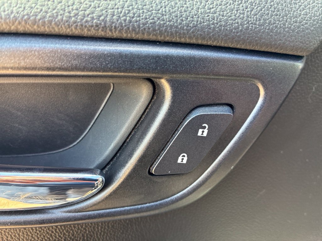 Used 2019 Chevrolet Tahoe Premier AWD/4WD image 8