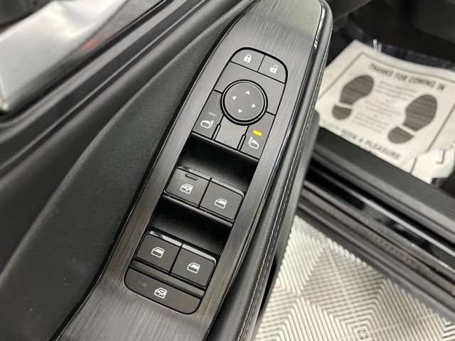 Used 2023 Nissan Rogue SV w/ SV Premium B Package FWD image 31