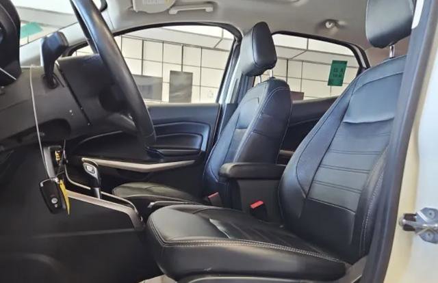 Used 2019 Ford EcoSport Titanium image 9