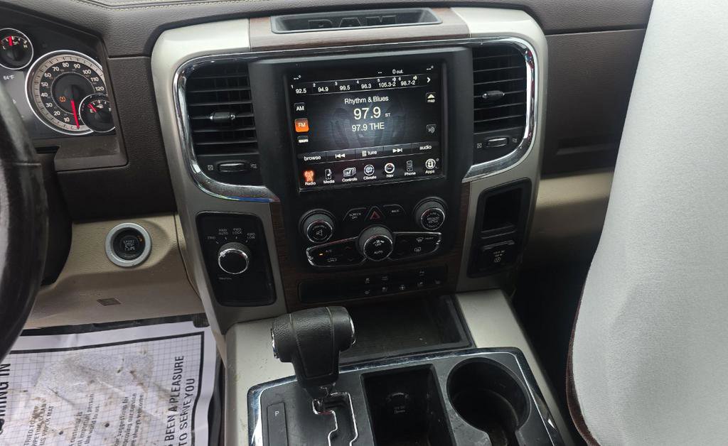 Used 2013 RAM 1500 Laramie w/ Convenience Group AWD/4WD image 13