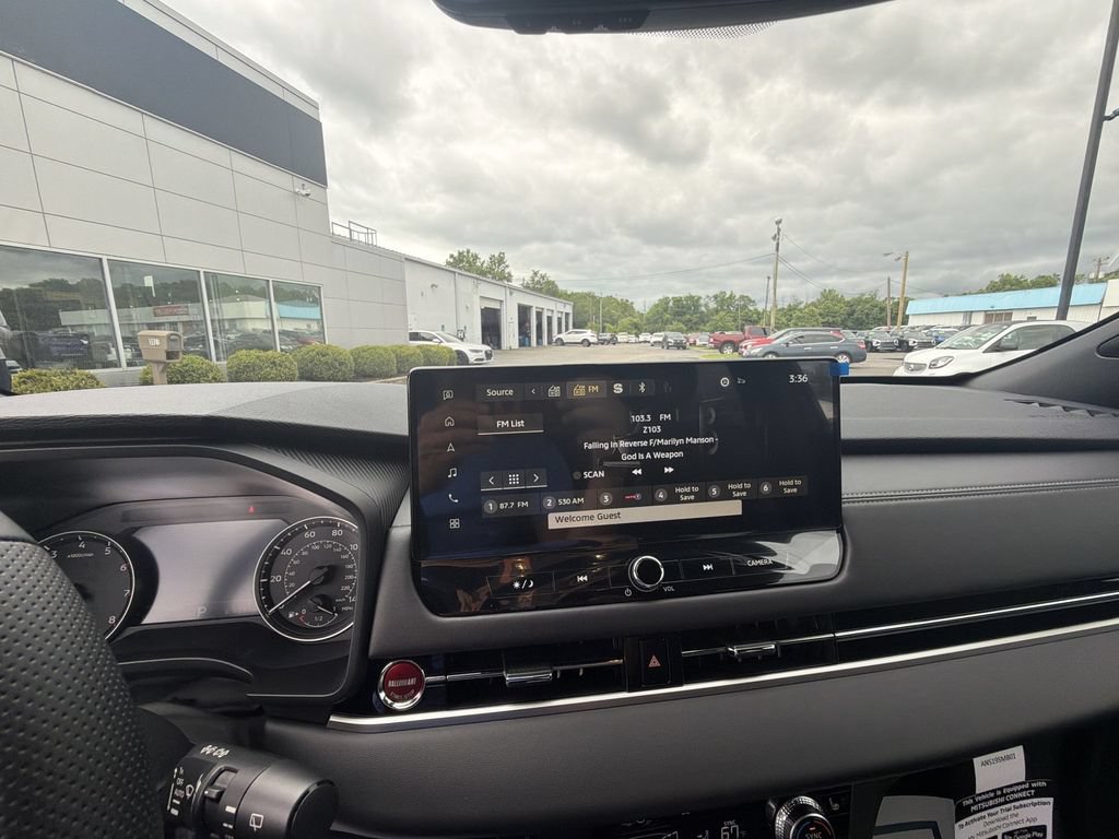 New 2026 Mitsubishi Outlander AWD image 16