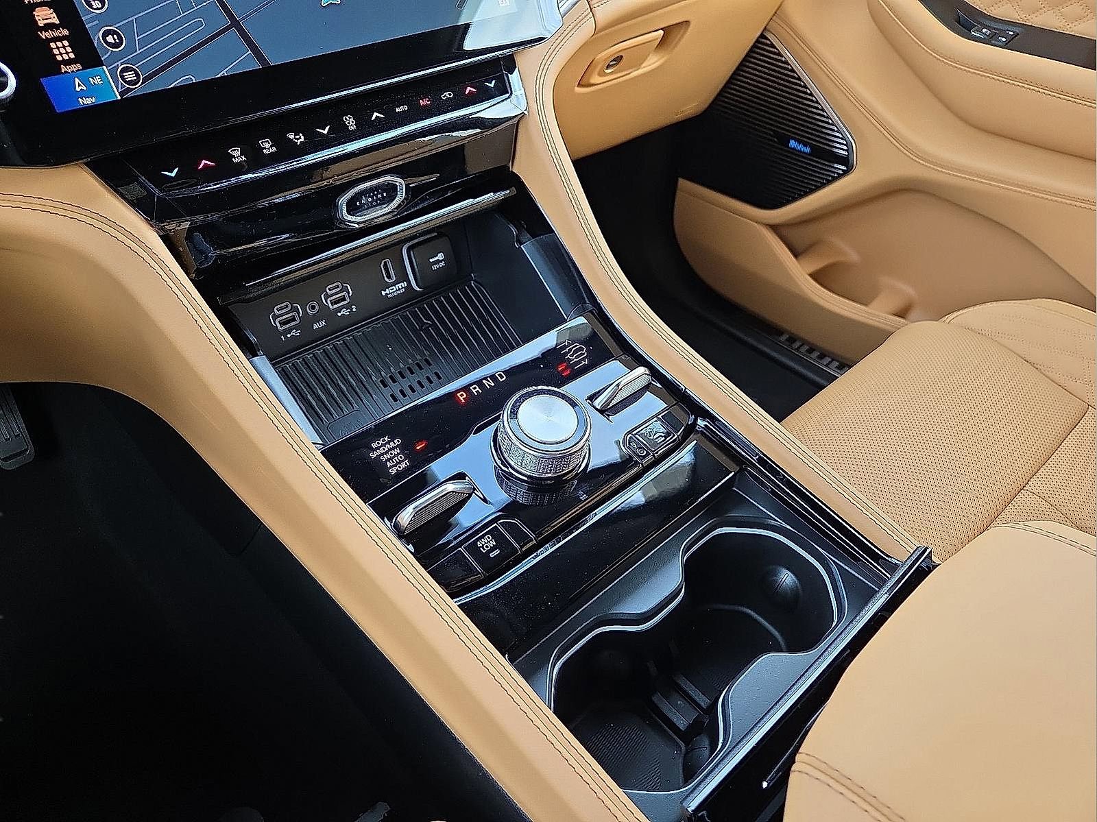 New 2026 Jeep Grand Cherokee L Summit w/ Obsidian Package image 25