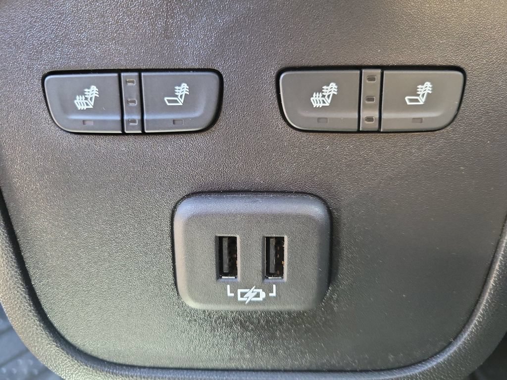 Used 2022 Chevrolet Equinox Premier AWD/4WD image 15