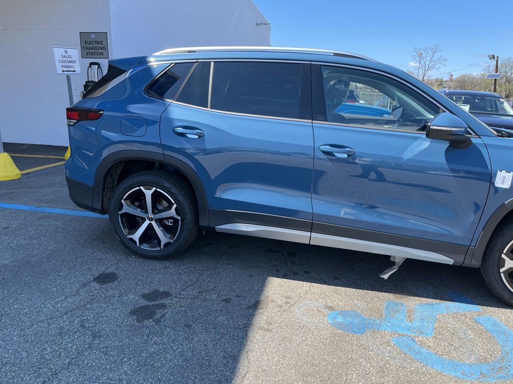 New 2026 Volkswagen Tiguan SE AWD/4WD image 9