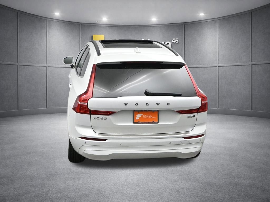 Used 2023 Volvo XC60 B5 Core image 39