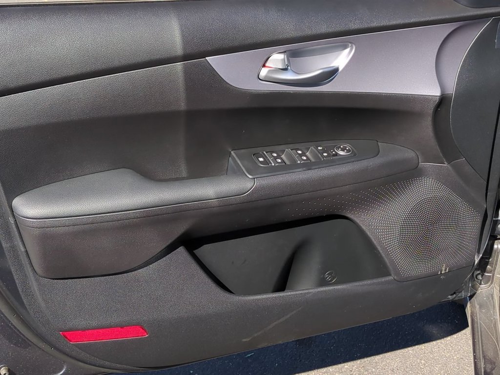Certified 2024 Kia Forte LXS FWD image 20