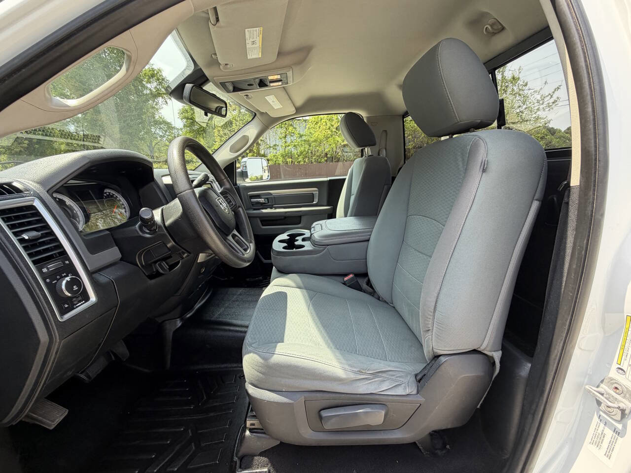 Used 2014 RAM 3500 SLT image 4