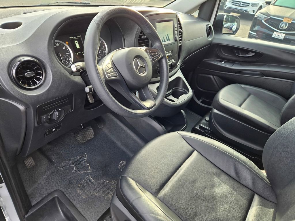 Used 2023 Mercedes-Benz Metris image 13