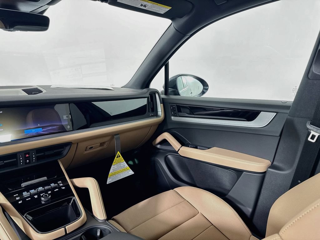 New 2026 Porsche Cayenne AWD/4WD image 23
