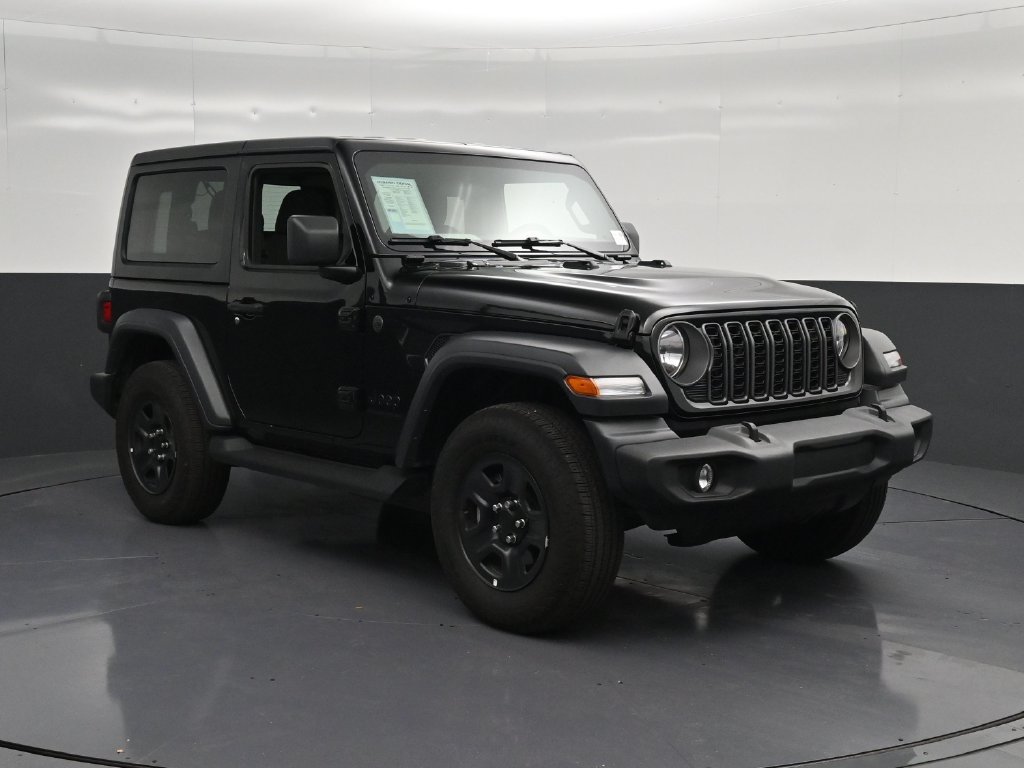 Used 2026 Jeep Wrangler Sport AWD/4WD image 5