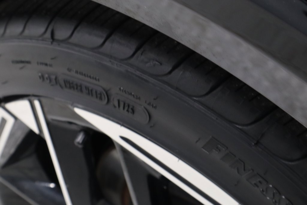 Used 2025 Kia K4 GT-Line w/ GT-Line Premium Package image 19