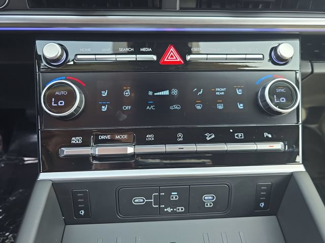New 2026 Hyundai Santa Fe Limited AWD/4WD image 18