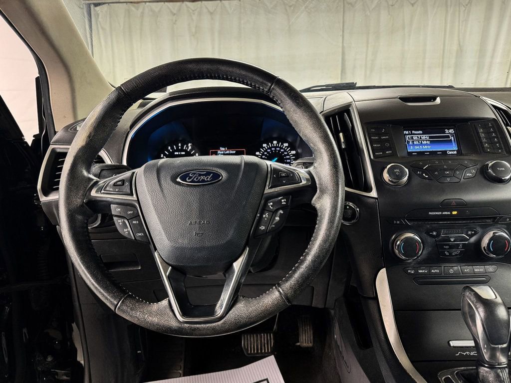 Used 2017 Ford Edge SEL AWD/4WD image 13