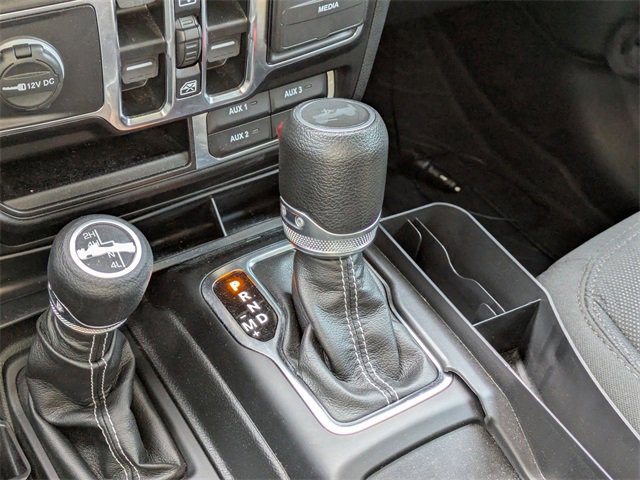 Used 2023 Jeep Wrangler Sahara w/ Cold Weather Group image 23