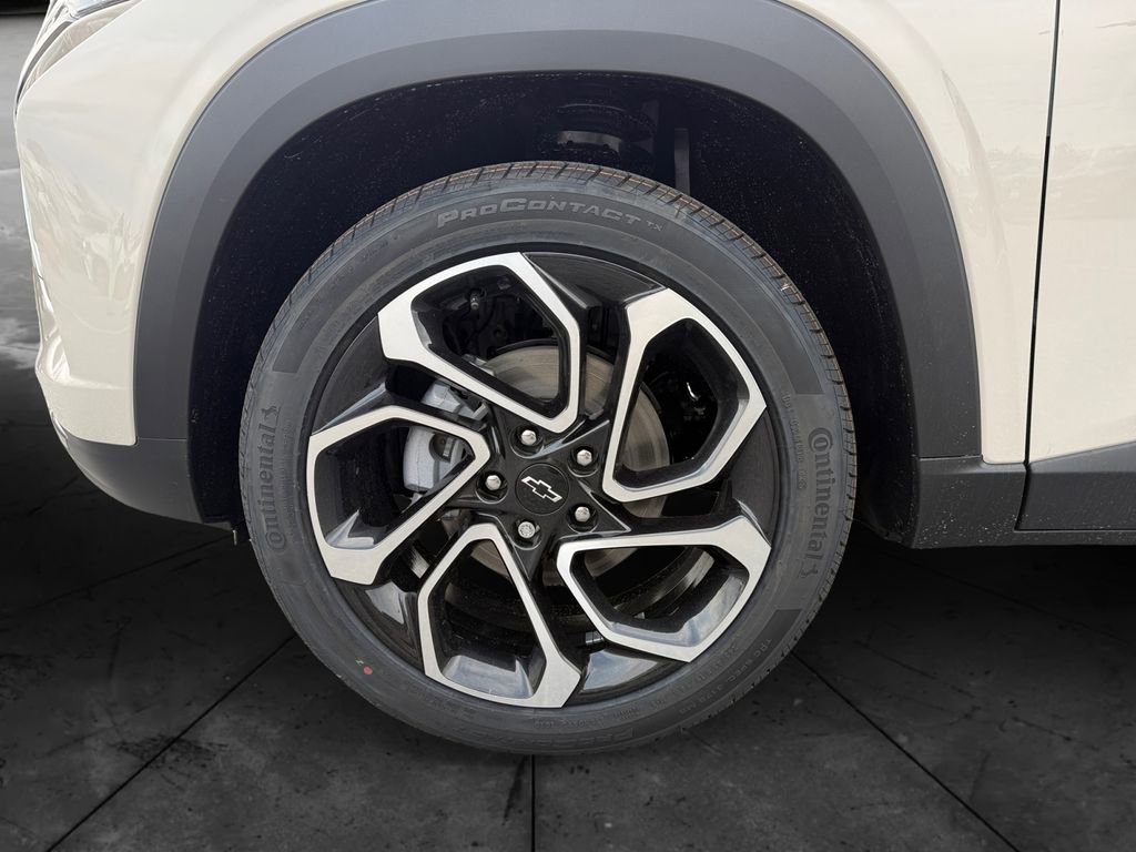 New 2026 Chevrolet Trax RS w/ Sunroof Package image 14