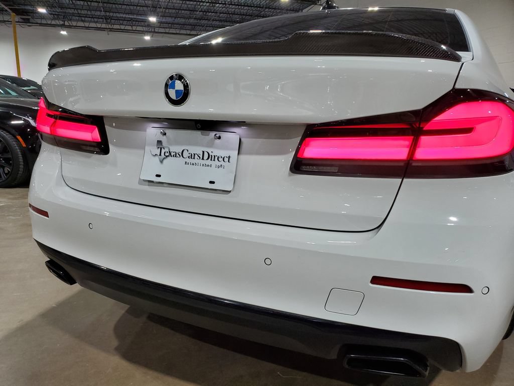 Used 2021 BMW 530e w/ Parking Assistance Package RWD image 43