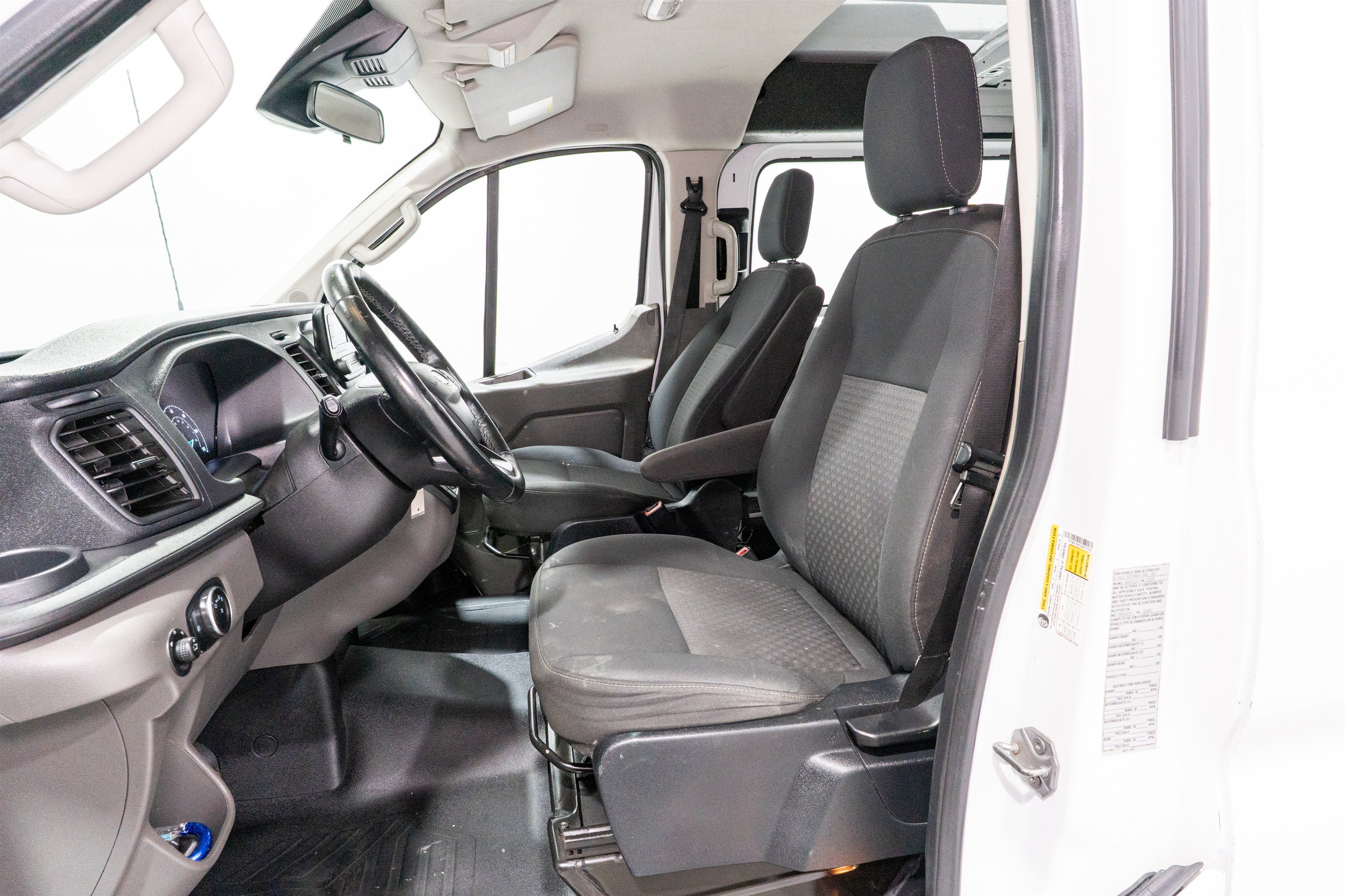 Used 2020 Ford Transit 250 Low Roof w/ Exterior Upgrade Package RWD image 17