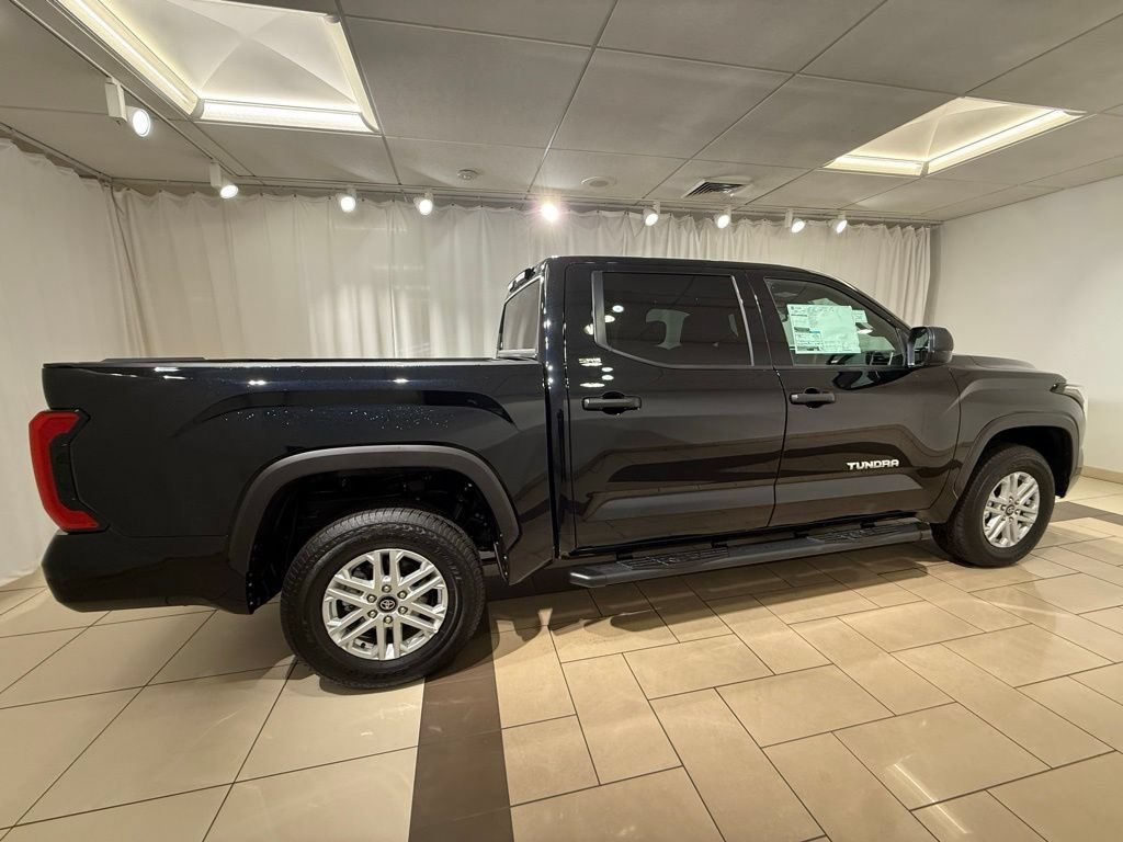 New 2026 Toyota Tundra SR5 AWD/4WD image 5