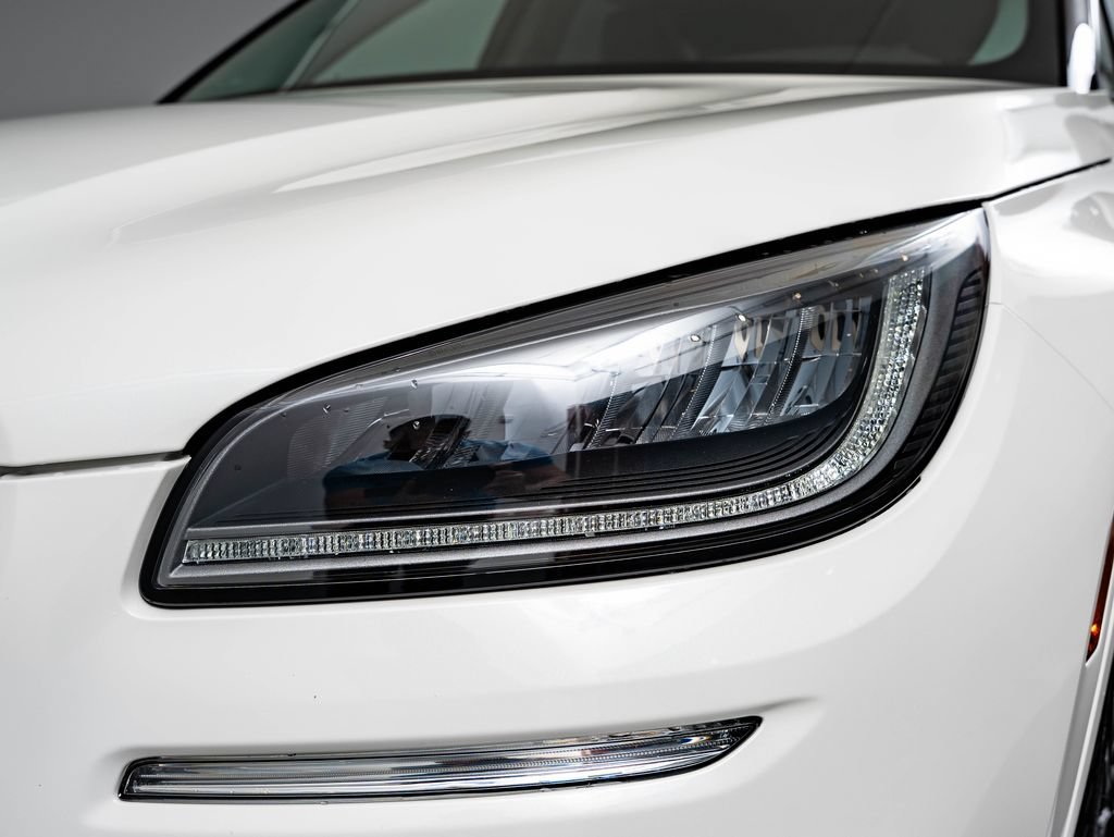 Used 2022 Lincoln Corsair AWD w/ Premium Package image 15