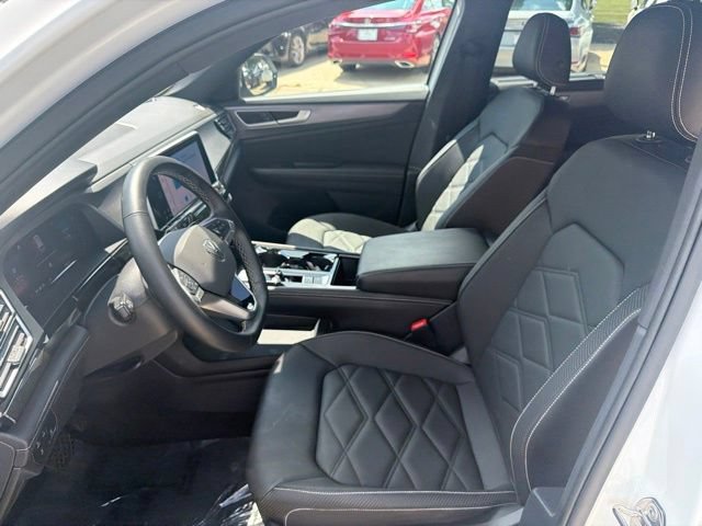 Used 2025 Volkswagen Atlas Cross Sport SE AWD/4WD image 13