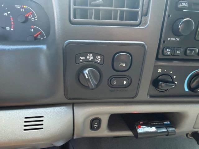 Used 2004 Ford F350 XLT AWD/4WD image 29