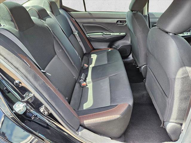 Used 2021 Nissan Versa SR FWD image 18